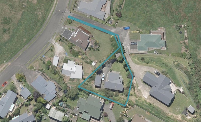 52 Parkdale Drive, Aramoho, Whanganui - Carousel 1