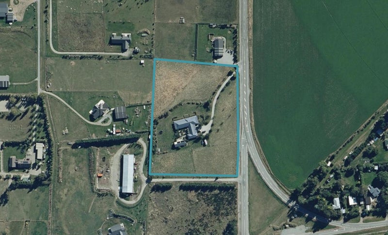 851 Kane Road, Wanaka - Carousel 1
