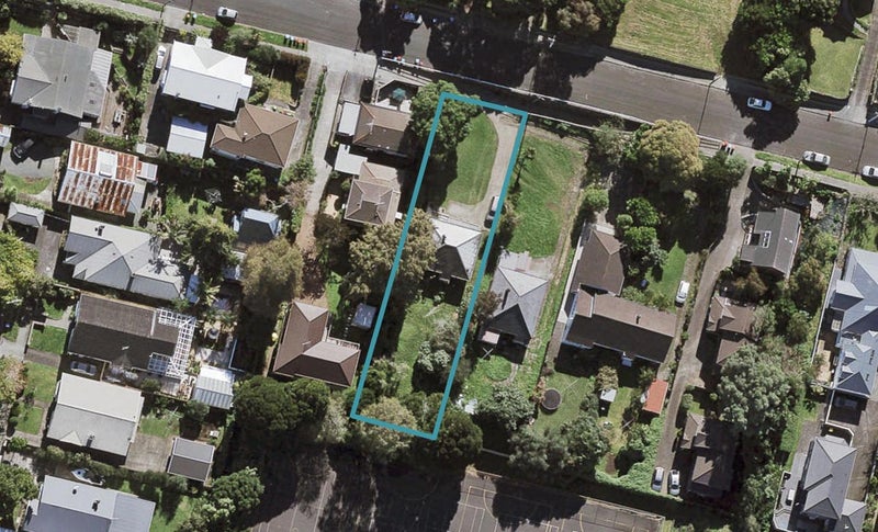 45 Disraeli Street, Epsom, Auckland - Carousel 1