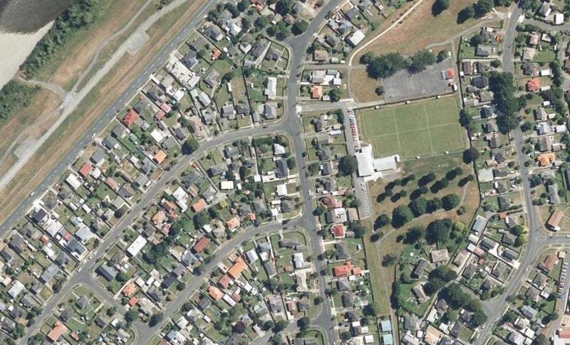 85 Reynolds Street, Taita, Lower Hutt - Carousel 1
