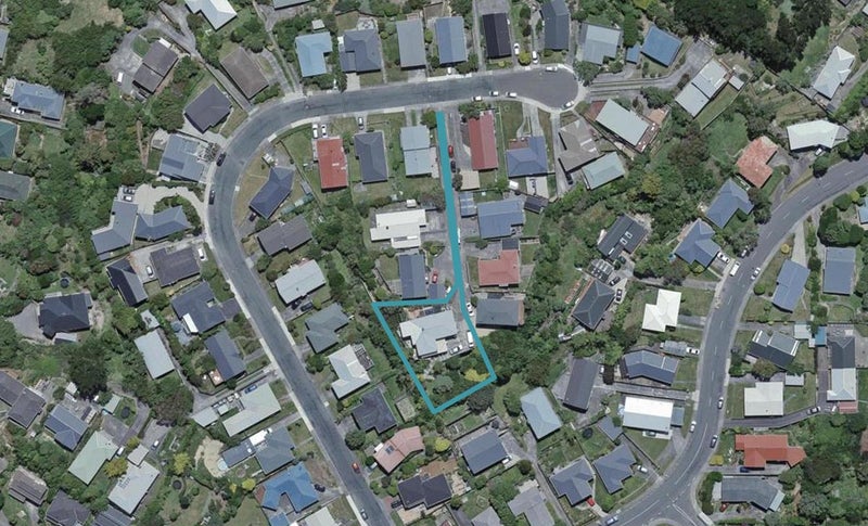 6 Adair Way, Johnsonville, Wellington - Carousel 1