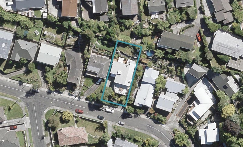33 Tilbury Street, Fairfield, Lower Hutt - Carousel 1