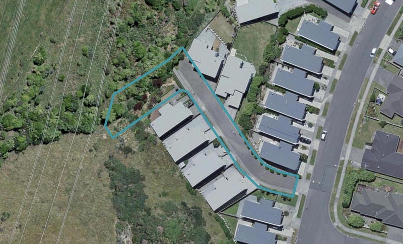36D Erlestoke Crescent, Churton Park, Wellington - Carousel 1