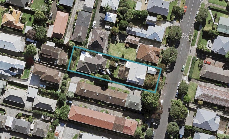 39A Kingsway Avenue, Sandringham, Auckland - Carousel 1