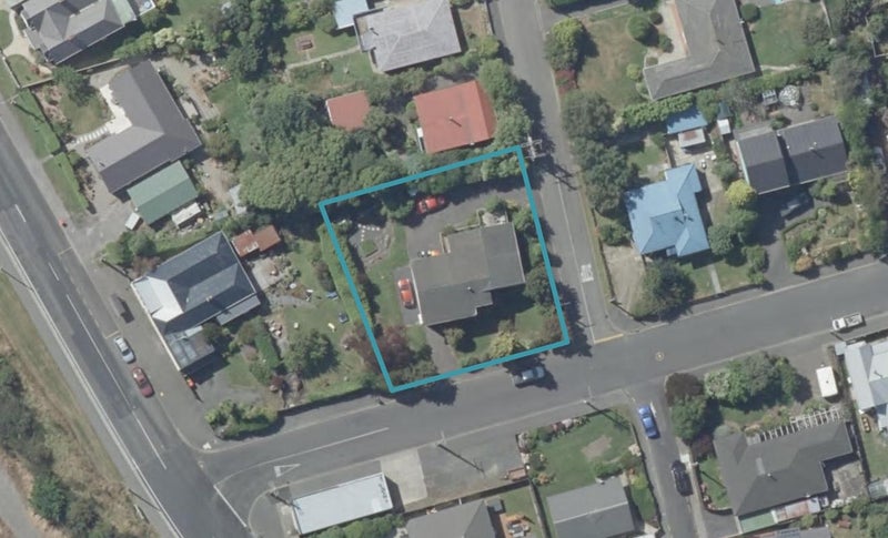2 Alexander Street, Abbotsford, Dunedin - Carousel 1