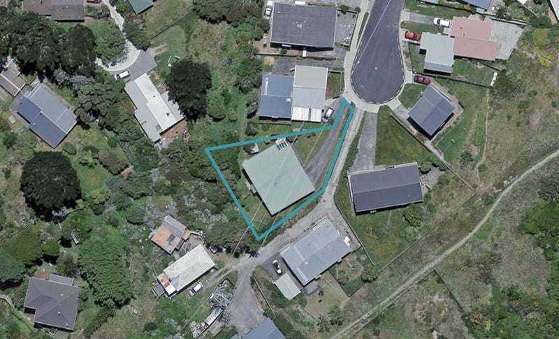 56 Edgecombe Street, Newlands, Wellington - Carousel 1