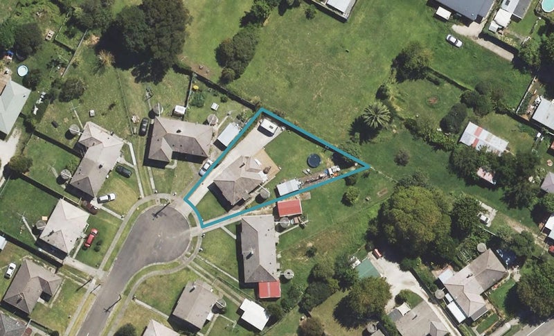 9 Shaw Street, Kaiti, Gisborne - Carousel 1