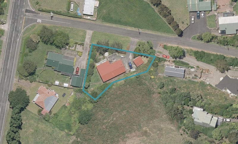 6 Ngatarua Road, Putiki, Whanganui - Carousel 1