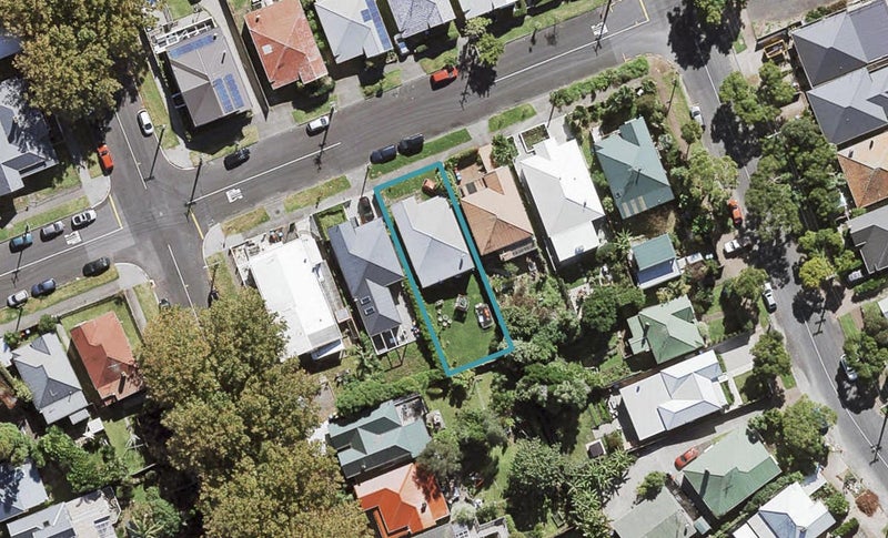 9 Firth Road, Grey Lynn, Auckland - Carousel 1