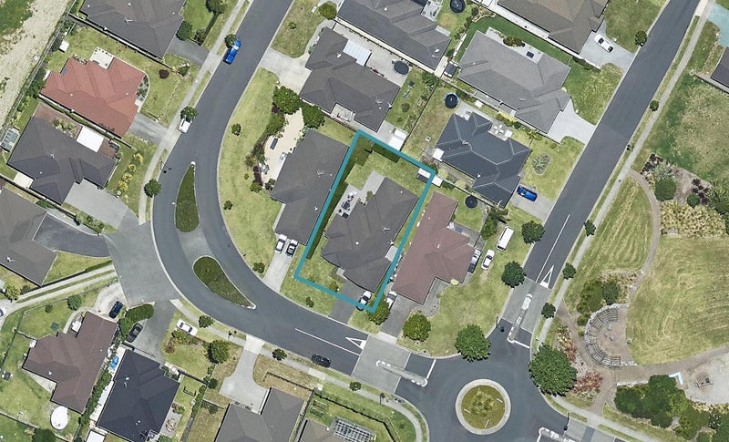 4 Galloway Crescent, Pyes Pa, Tauranga - Carousel 1