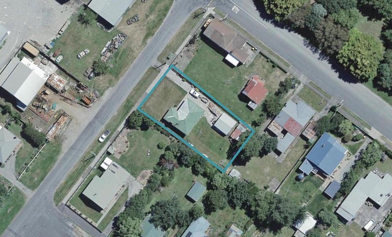 18 Birdwood Street, Featherston, Featherston - Carousel 1