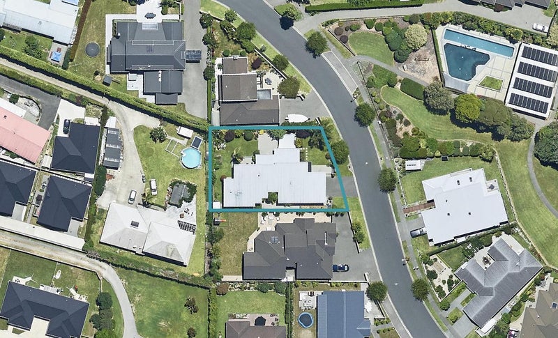 6 Contour Avenue, Pyes Pa, Tauranga - Carousel 1