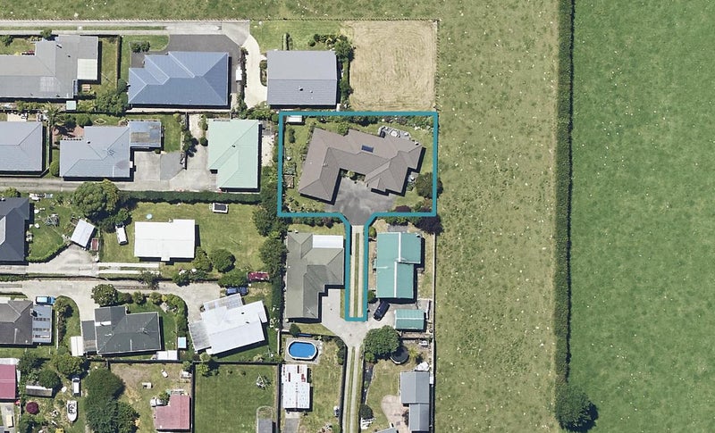 74C Beach Road, Katikati, Katikati - Carousel 1