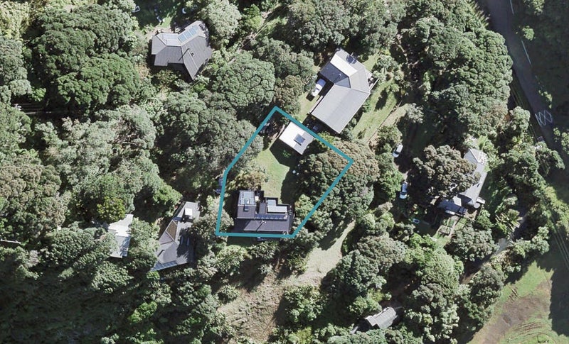 10 Watchmans Road, New Lynn - Carousel 1