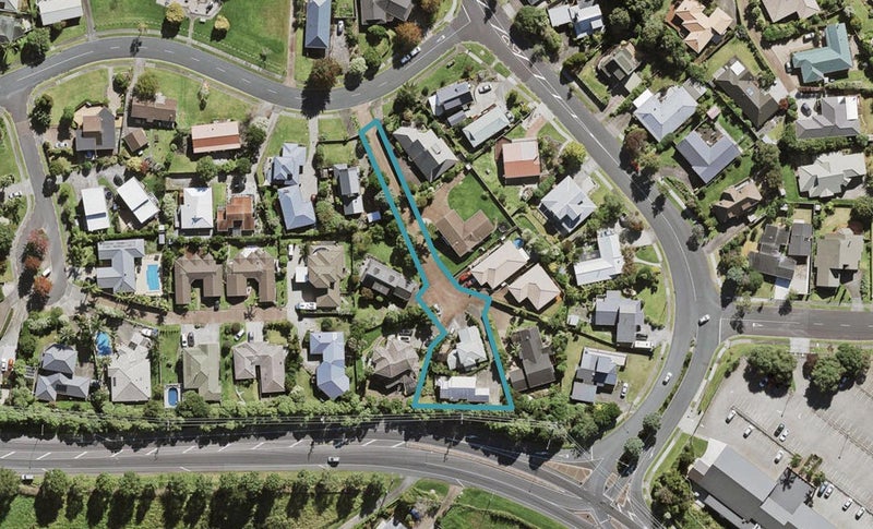 12B Bronzewing Terrace, Unsworth Heights, Auckland - Carousel 1