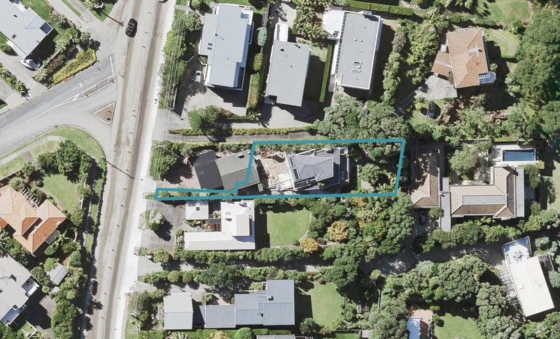 193 Beach Road, Castor Bay, Auckland - Carousel 1