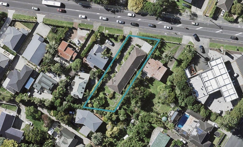 2/303 Lake Road, Hauraki, Auckland - Carousel 1