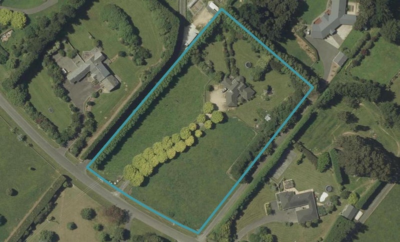 165 Valley Views, Fitzherbert, Palmerston North - Carousel 1