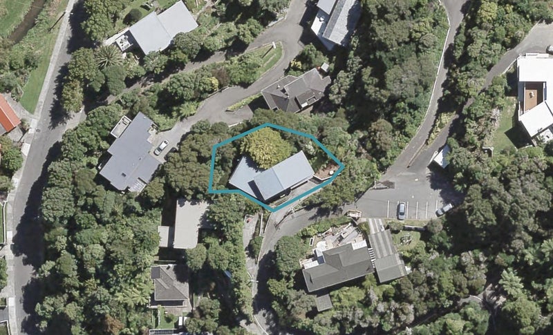 37 Woodvale Grove, Fairfield, Lower Hutt - Carousel 1