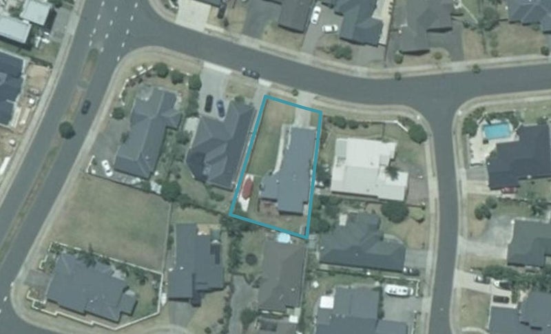 68 Cholmondeley Crescent, Whitianga, Whitianga - Carousel 1