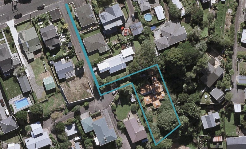 13B Wallace Place, Westown, New Plymouth - Carousel 1