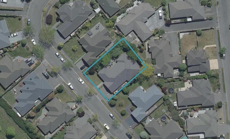 8 Mahuri Street, Parklands, Christchurch - Carousel 1