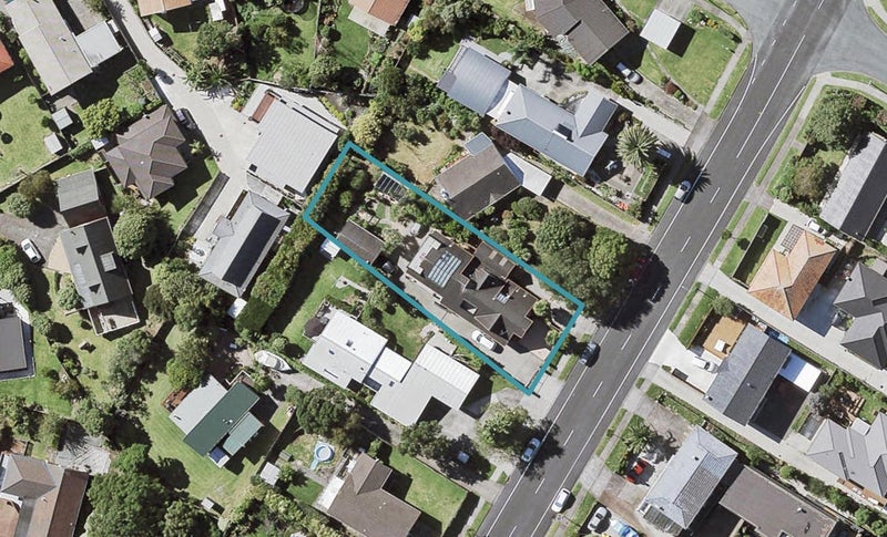 121 Bradbury Road, Botany Downs, Auckland - Carousel 1