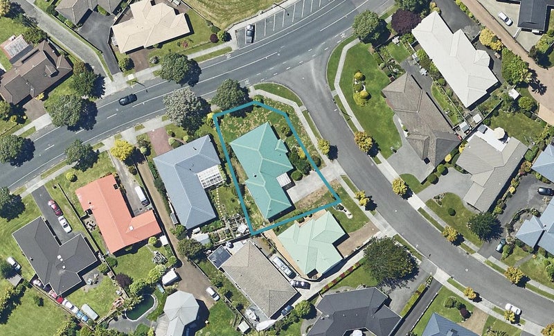 1 Thelma Place, Lynmore, Rotorua - Carousel 1