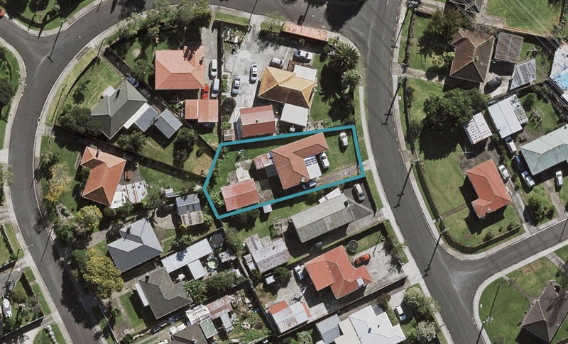 68 Ashton Avenue, Otara, Auckland - Carousel 1