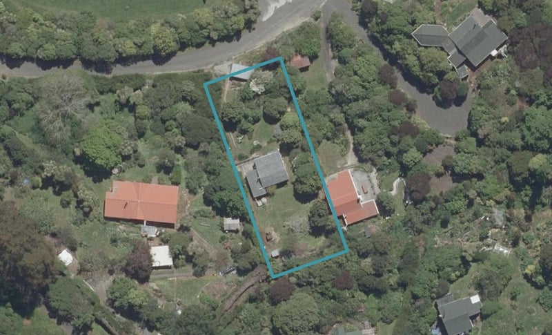 20 Bay Road, Pūrākaunui, Port Chalmers - Carousel 1