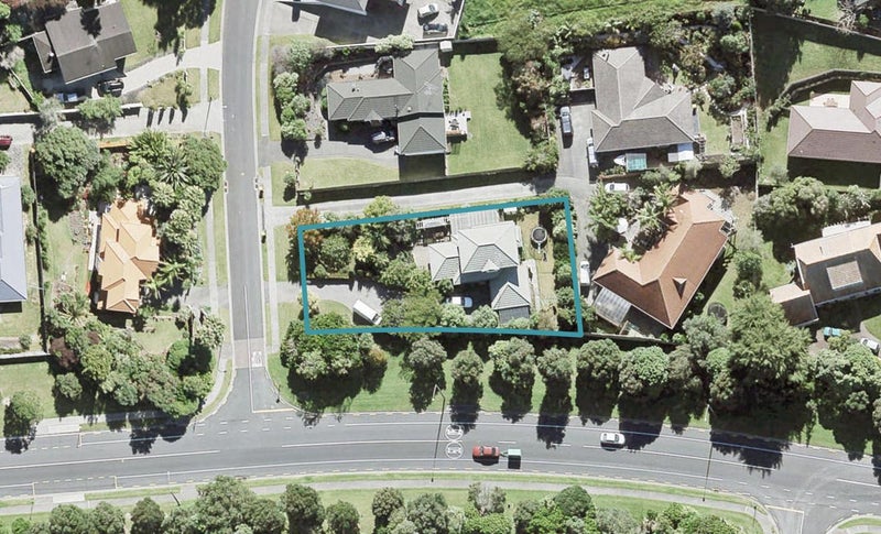 2 Kensington Terrace, Gulf Harbour, Whangaparaoa - Carousel 1