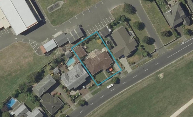 49 Dittmer Drive, Awapuni, Palmerston North - Carousel 1