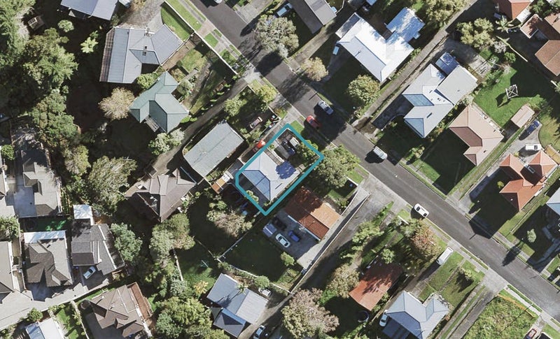 48 Oriana Avenue, Lynfield, Auckland - Carousel 1