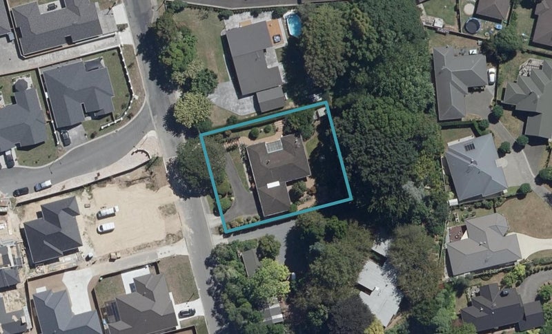 9 Sexton Road, Huntington, Hamilton - Carousel 1