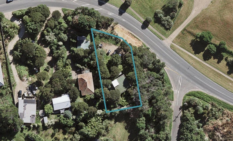 85 Ostend Road, Ostend, Waiheke Island - Carousel 1