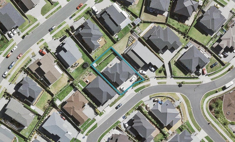 5 Syrah Crescent, Ranui, Auckland - Carousel 1