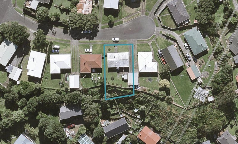 10 Tohu Place, Spotswood, New Plymouth - Carousel 1