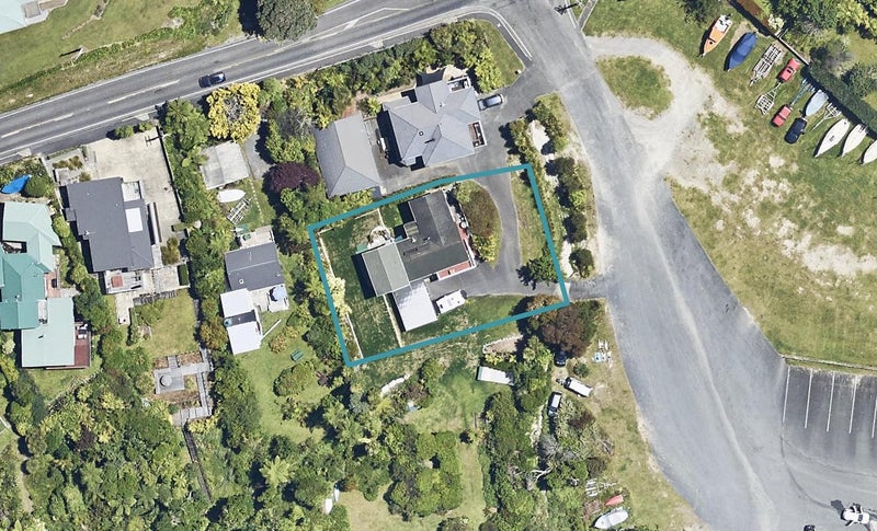 93 Spencer Road, Lake Tarawera, Rotorua - Carousel 1