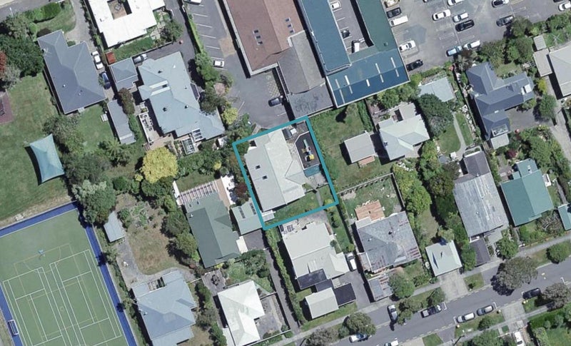 20A Marsden Avenue, Karori, Wellington - Carousel 1