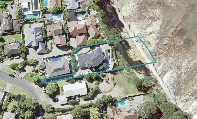 49 View Road, Campbells Bay, Auckland - Carousel 1