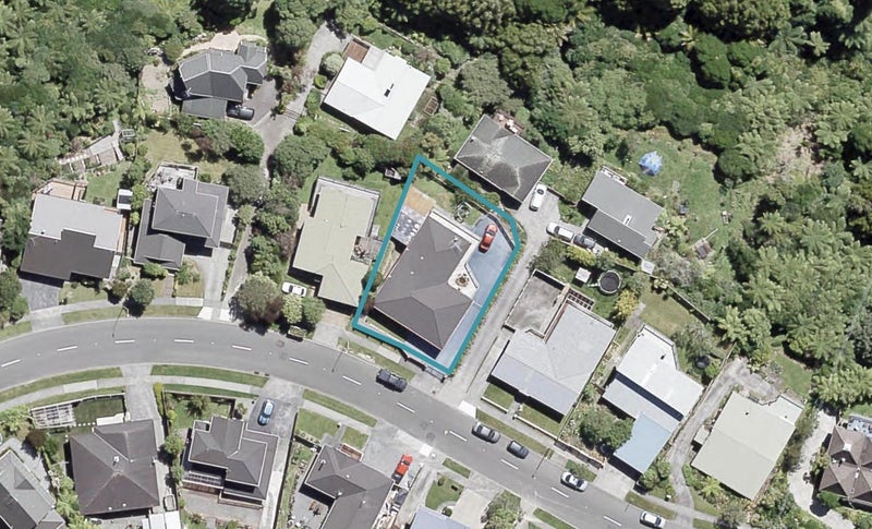 128 Tirohanga Road, Tirohanga, Lower Hutt - Carousel 1