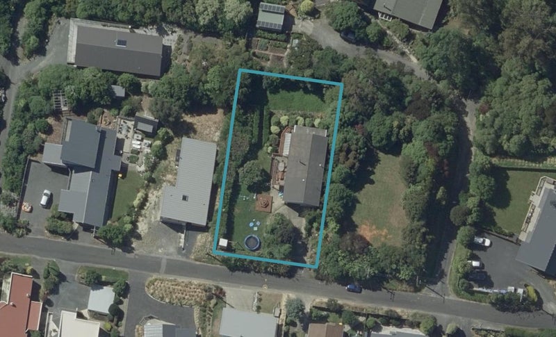 21 Raynbird Street, Company Bay, Dunedin - Carousel 1