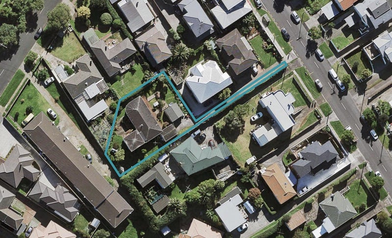 3B Hayr Road, Three Kings, Auckland - Carousel 1