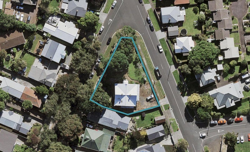 67 Normans Hill Road, Onehunga, Auckland - Carousel 1