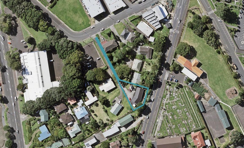 22 Domain Road, Panmure, Auckland - Carousel 1