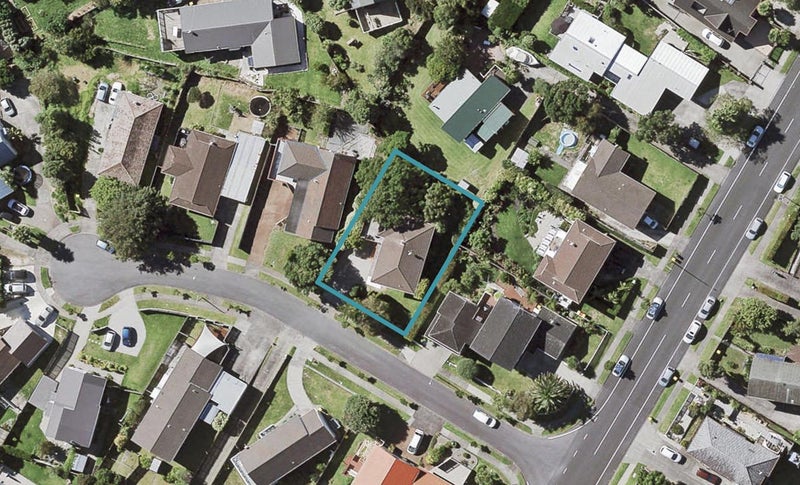 3 Acland Place, Botany Downs, Auckland - Carousel 1