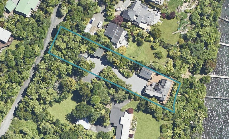 8 Te Toroa Drive, Lake Tarawera, Rotorua - Carousel 1
