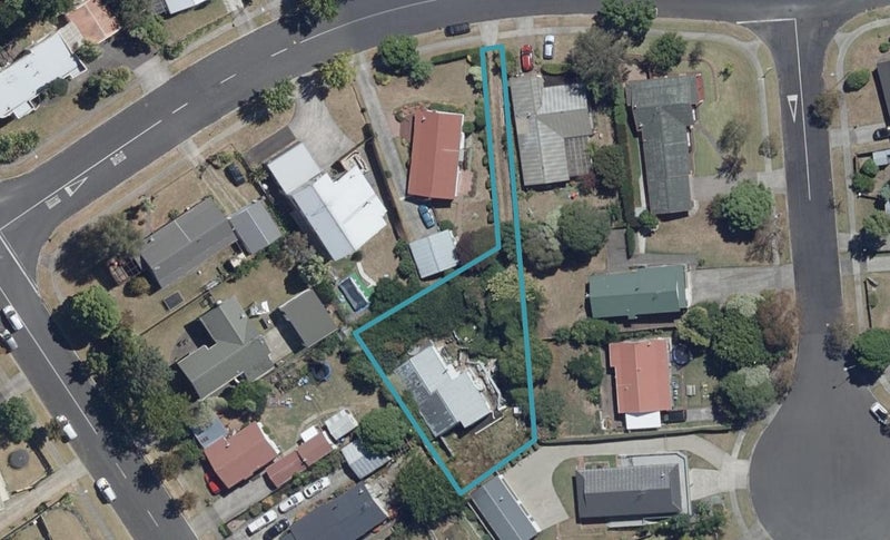 8 Tupelo Street, Pukete, Hamilton - Carousel 1