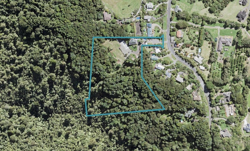 163 Parker Road, Oratia, Auckland - Carousel 1