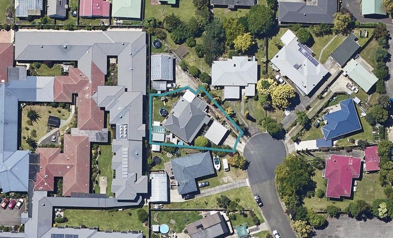 0 , Whakatane - Carousel 1